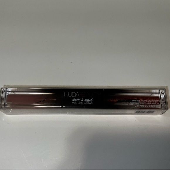 New, Never Used, Huda Beauty Matte & Metal Melted Shadow Pink Champagne. - Picture 6 of 6